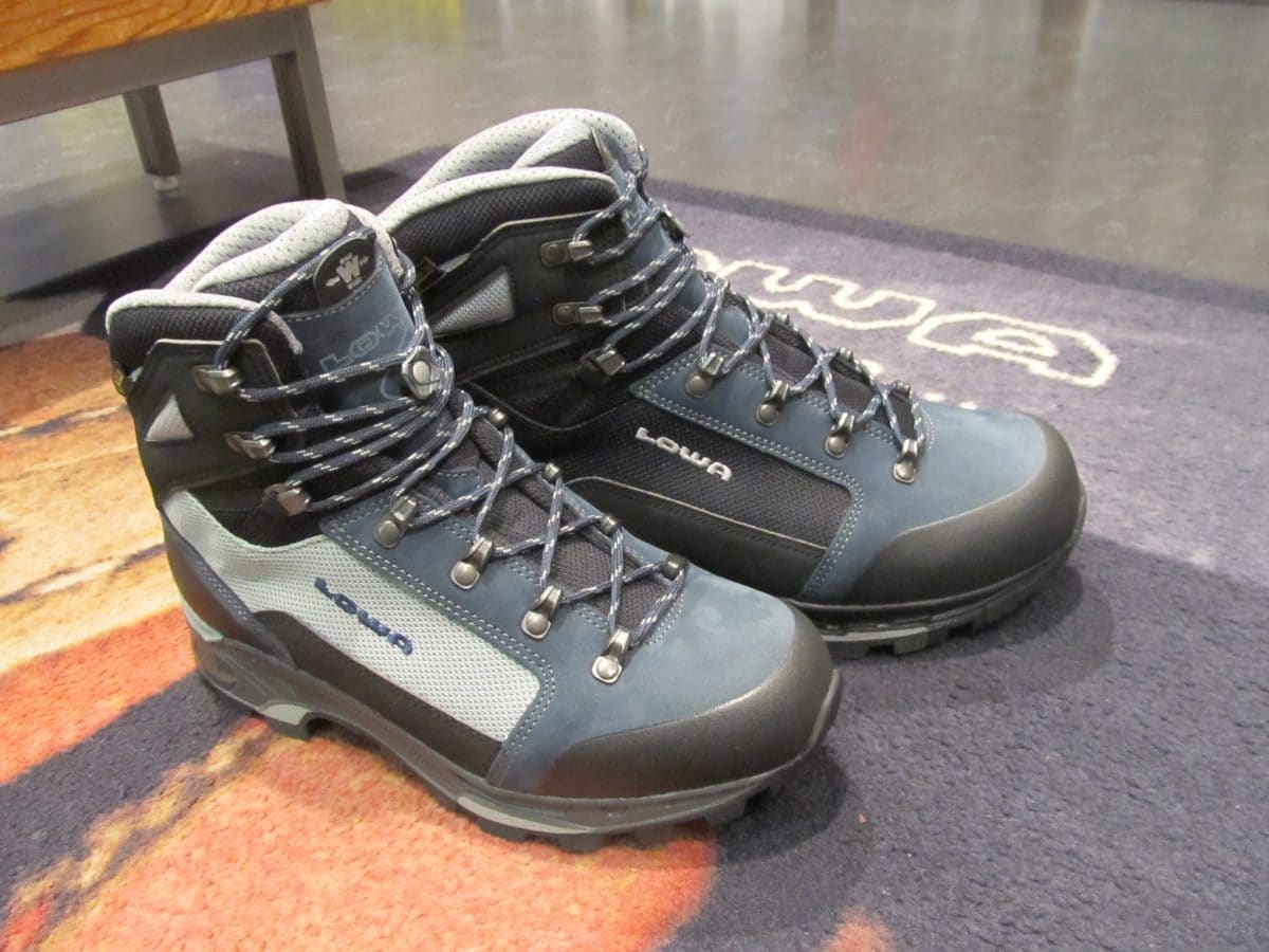 息の長い靴 ローバーの銘作「メリーナⅡ」 – 登山用品専門店カモシカブログ